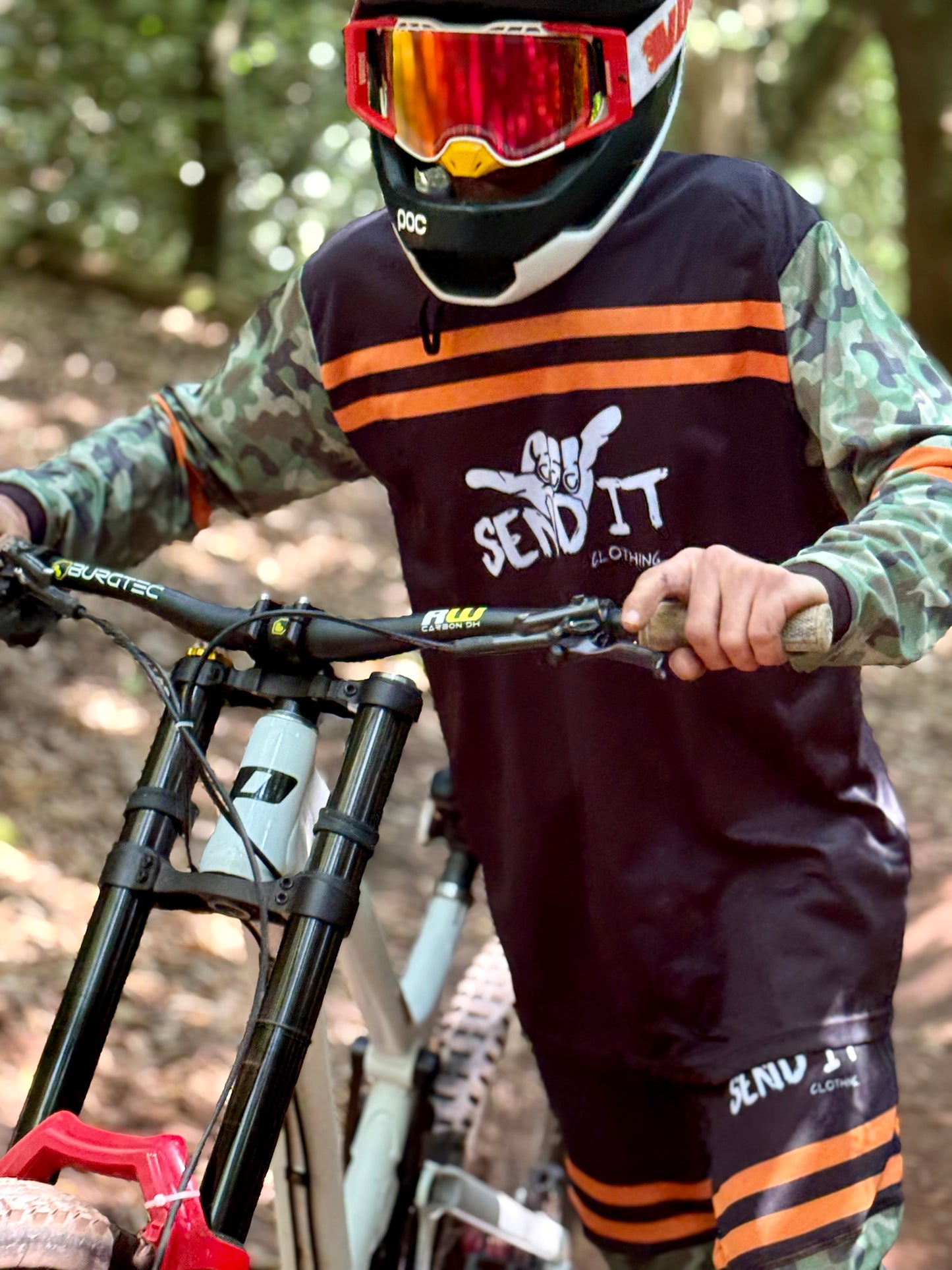 Jersey & Pants kit pre order.